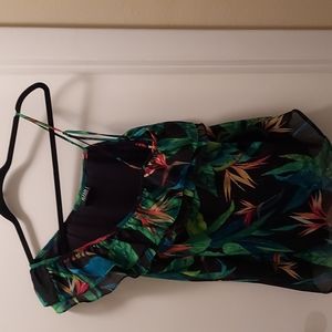 Hawaii print off the shoulder top, never worn